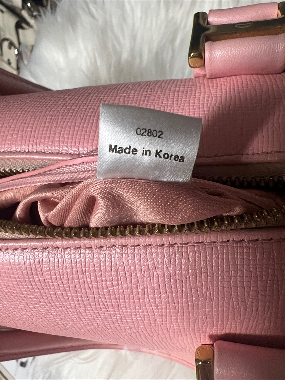 MCM Pink Leather Barrel Satchel with Gold Hardware - Picture 11 of 12